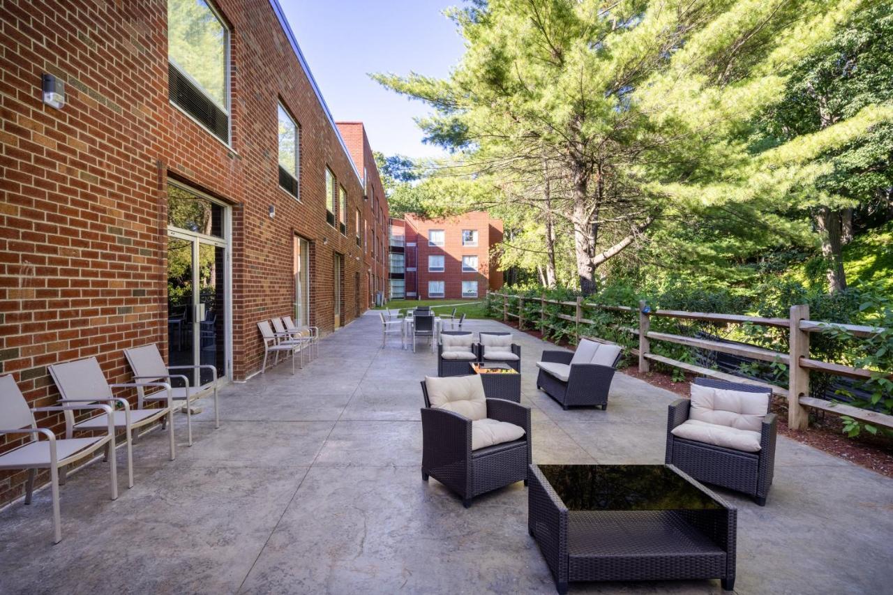 Holiday Inn Poughkeepsie By Ihg Eksteriør billede